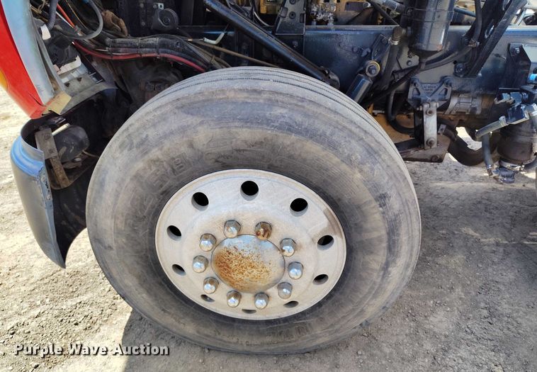 image for item DP4943 1997 Freightliner  FLB fuel truck