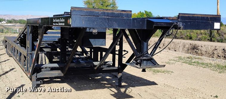 image for item DP4944 2019 Sun Country car carrier