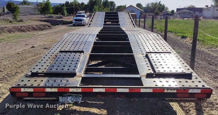 image for item DP4944 2019 Sun Country car carrier