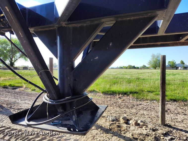 image for item DP4944 2019 Sun Country car carrier