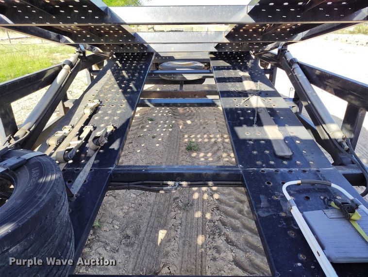 image for item DP4944 2019 Sun Country car carrier