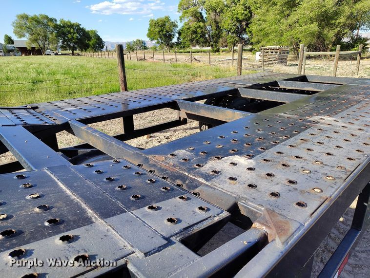 image for item DP4944 2019 Sun Country car carrier