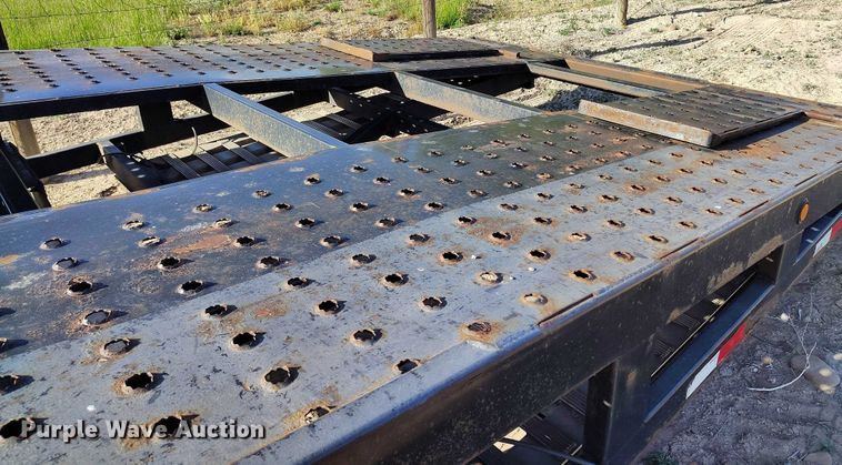 image for item DP4944 2019 Sun Country car carrier