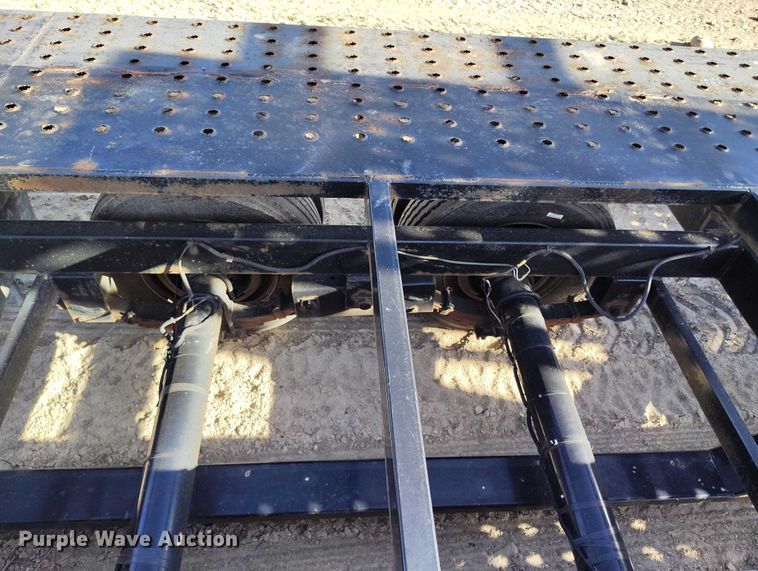 image for item DP4944 2019 Sun Country car carrier