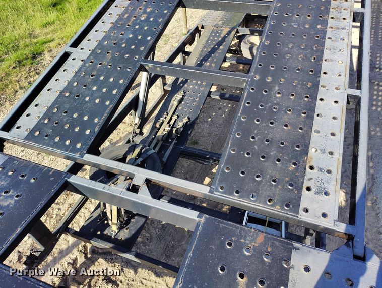 image for item DP4944 2019 Sun Country car carrier