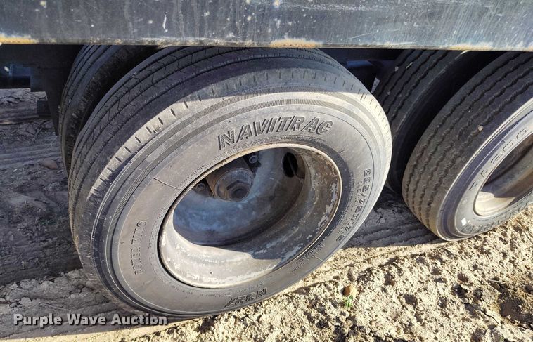 image for item DP4944 2019 Sun Country car carrier