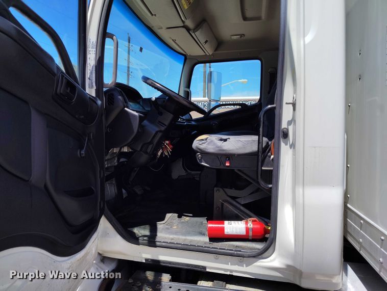 image for item DP4982 2014 Hino 268 box truck