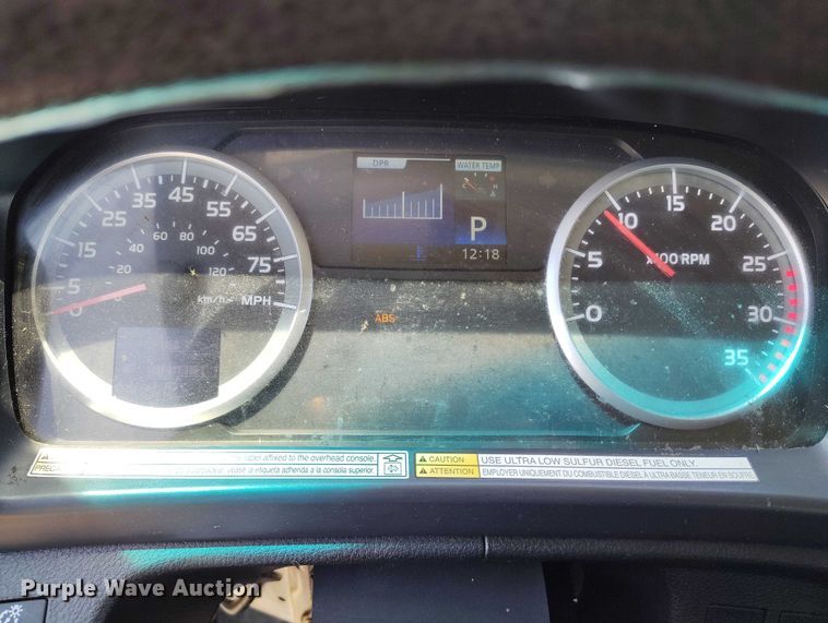 image for item DP4982 2014 Hino 268 box truck