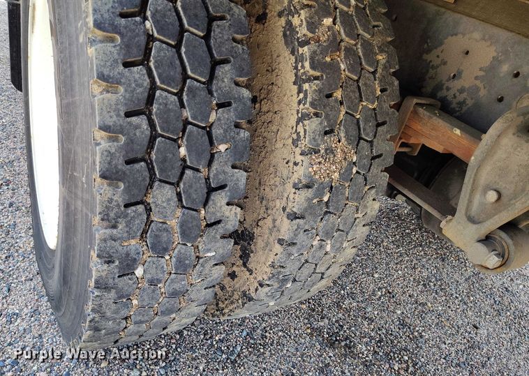 image for item DP4982 2014 Hino 268 box truck