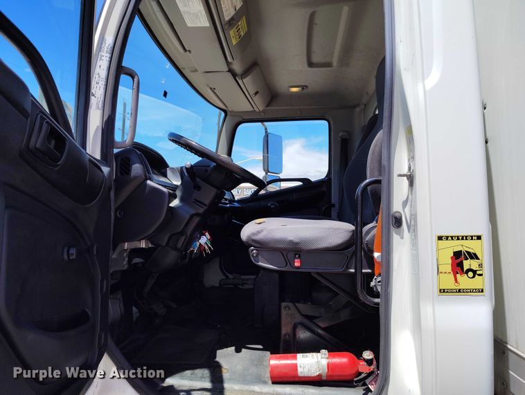 image for item DP4983 2014 Hino 268 box truck