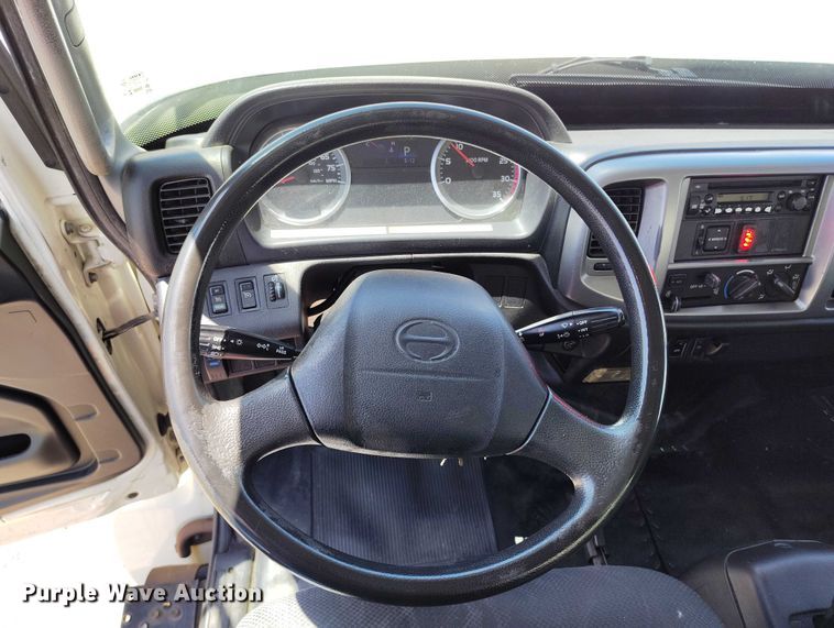 image for item DP4983 2014 Hino 268 box truck