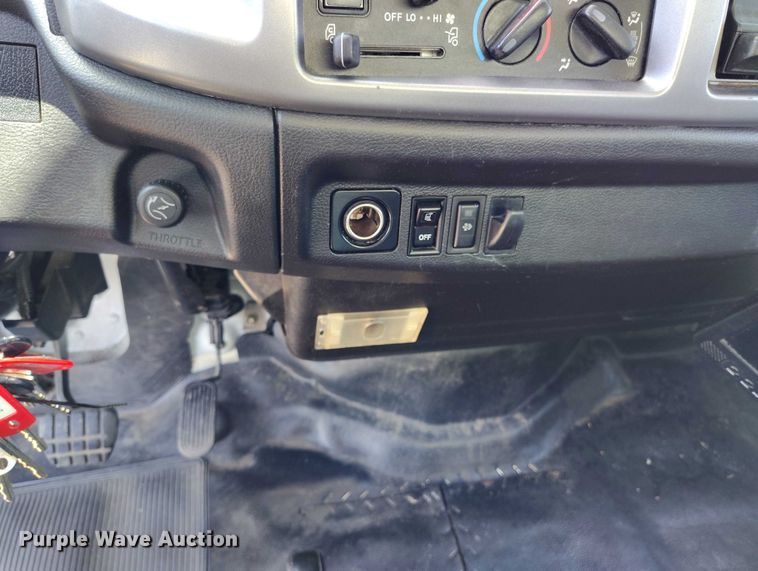 image for item DP4983 2014 Hino 268 box truck