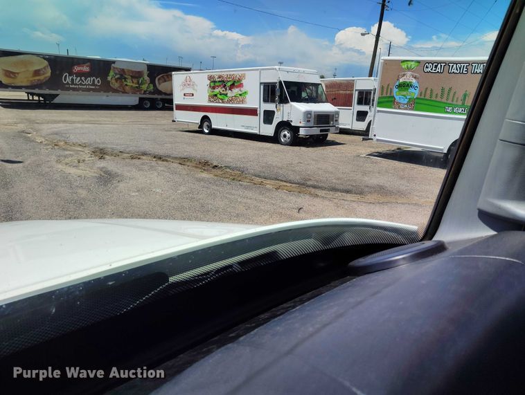 image for item DP4983 2014 Hino 268 box truck