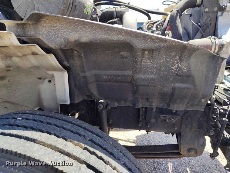 image for item DP4983 2014 Hino 268 box truck