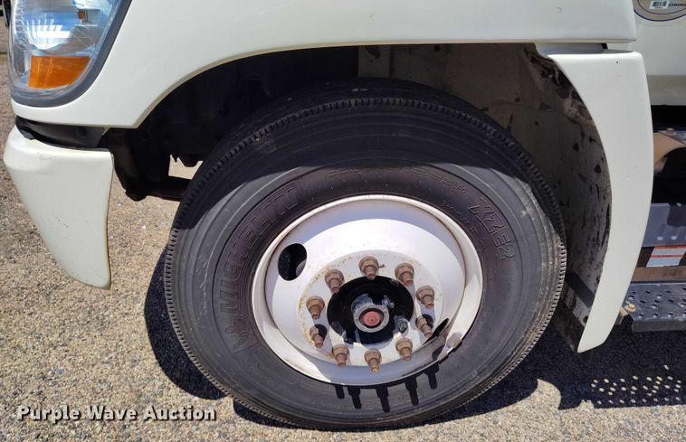 image for item DP4983 2014 Hino 268 box truck