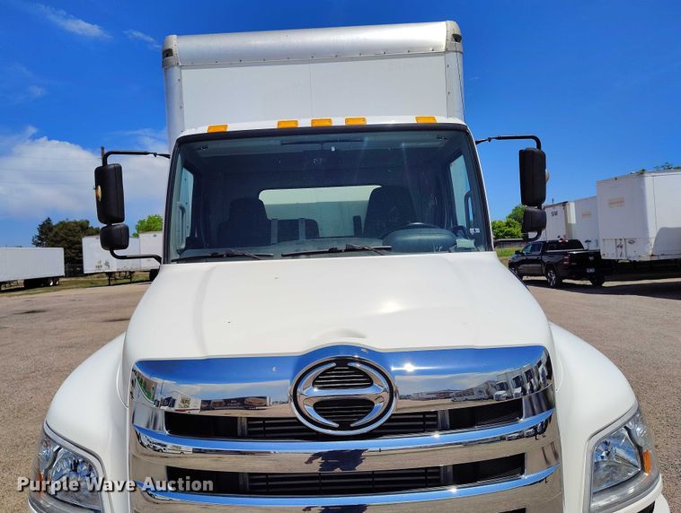 image for item DP4984 2014 Hino 268 box truck