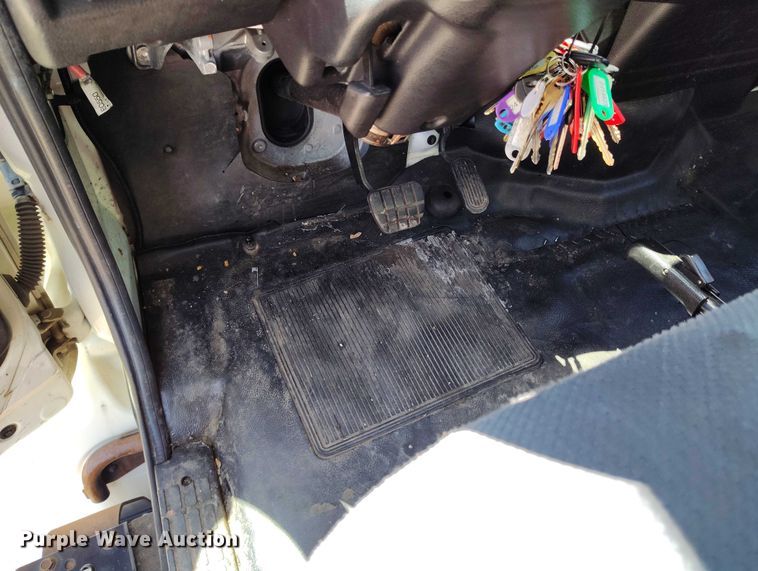 image for item DP4984 2014 Hino 268 box truck