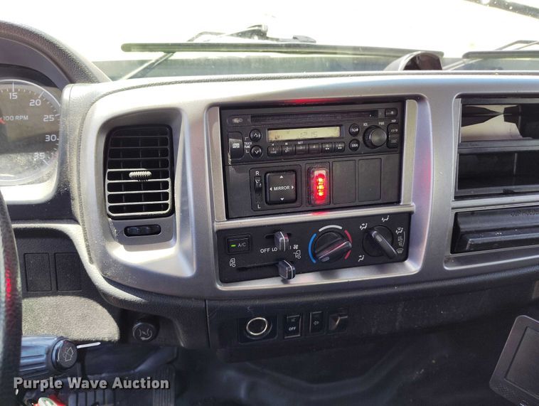 image for item DP4984 2014 Hino 268 box truck