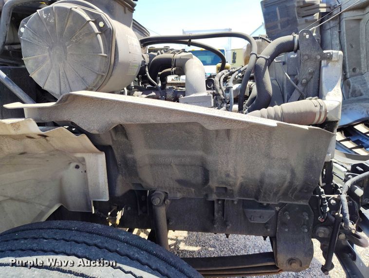 image for item DP4984 2014 Hino 268 box truck