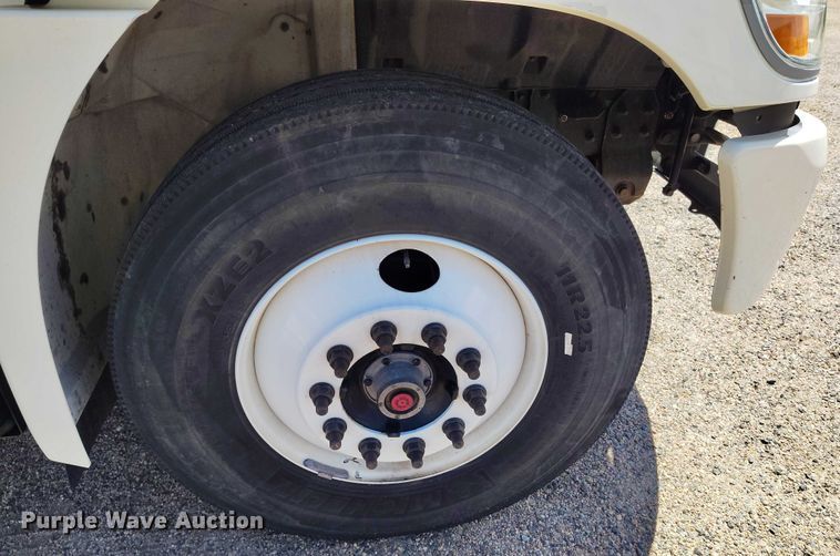 image for item DP4984 2014 Hino 268 box truck