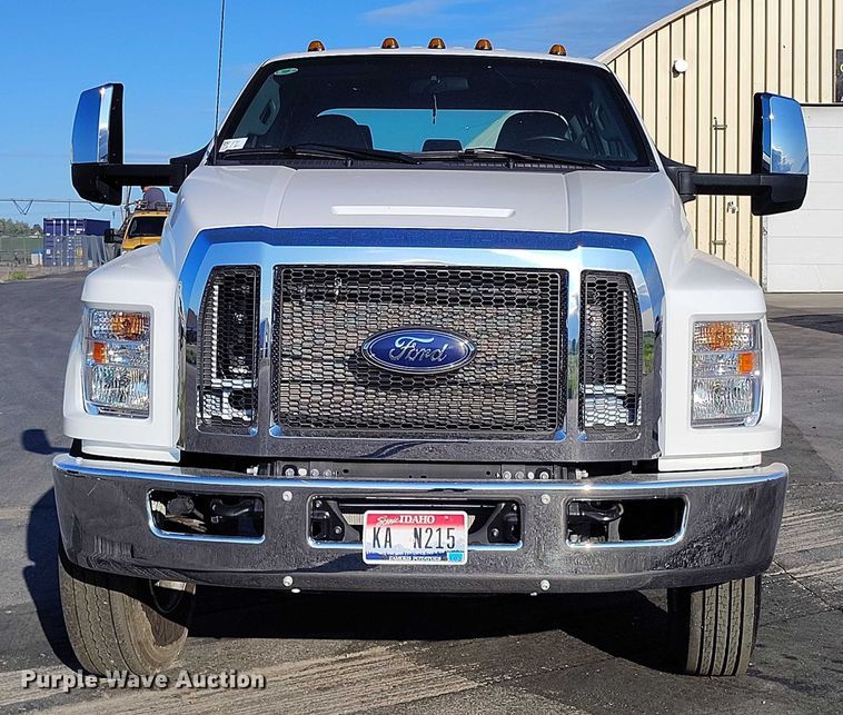 image for item DP4987 2024 Ford F750 Super Duty truck cab and chassis