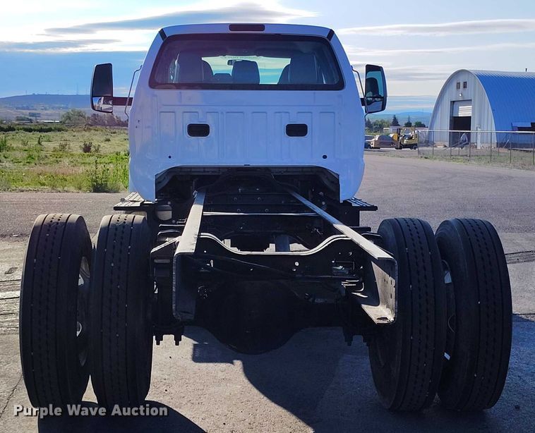 image for item DP4987 2024 Ford F750 Super Duty truck cab and chassis