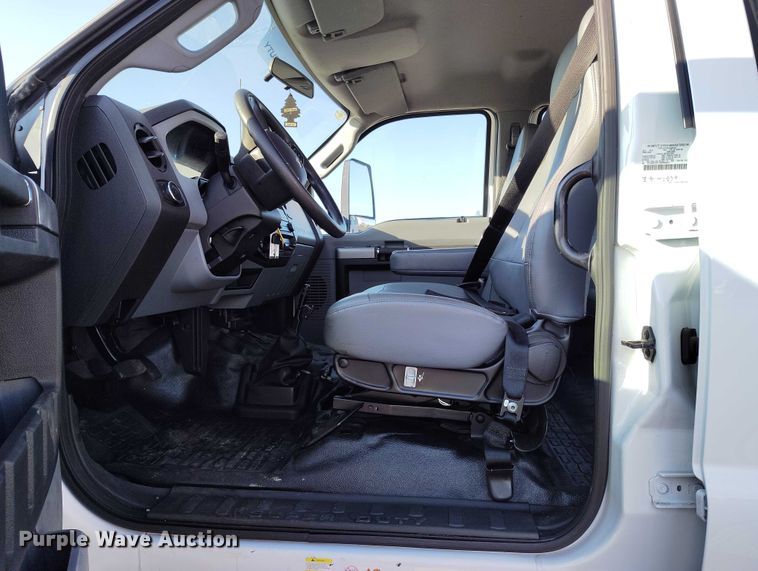 image for item DP4987 2024 Ford F750 Super Duty truck cab and chassis