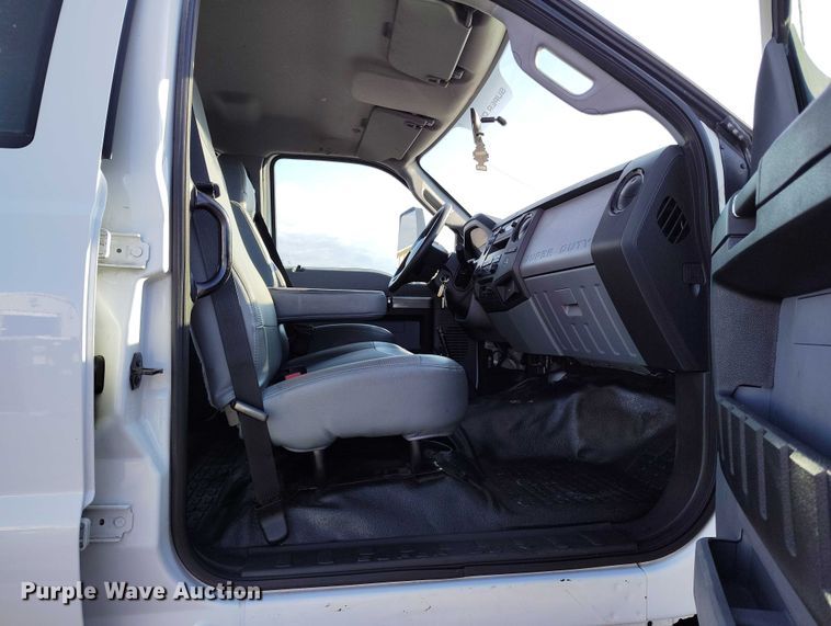 image for item DP4987 2024 Ford F750 Super Duty truck cab and chassis