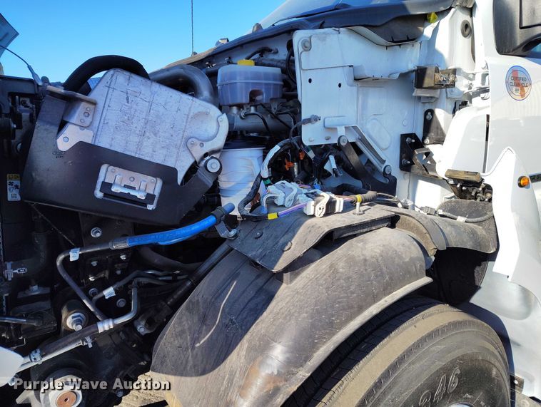 image for item DP4987 2024 Ford F750 Super Duty truck cab and chassis