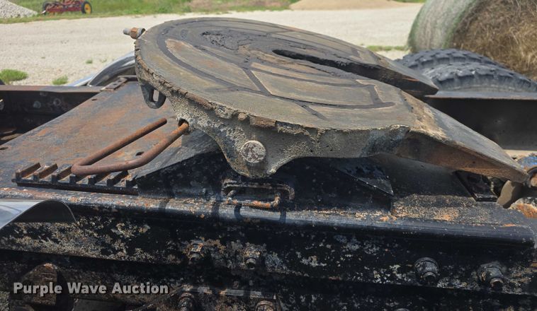 image for item DS3280 1978 Mack R686 semi truck