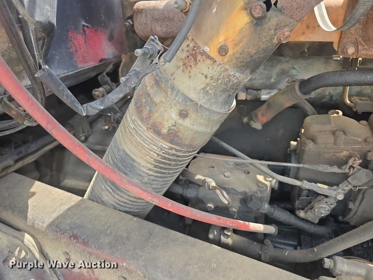 image for item DS3280 1978 Mack R686 semi truck