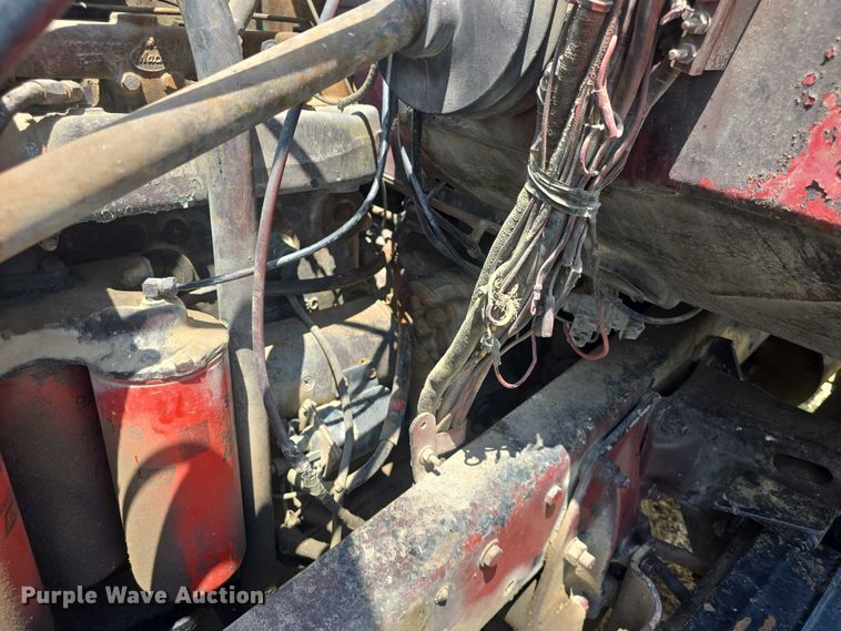 image for item DS3280 1978 Mack R686 semi truck