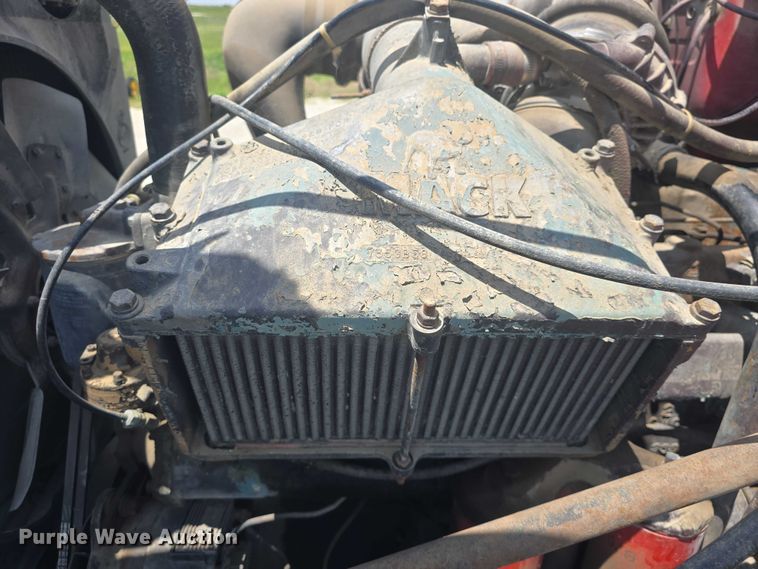 image for item DS3280 1978 Mack R686 semi truck