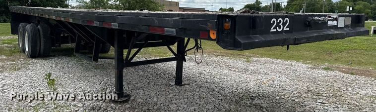 image for item DS3740 1973 Fruehauf PB-F2-40-65 flatbed trailer