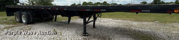 image for item DS3740 1973 Fruehauf PB-F2-40-65 flatbed trailer