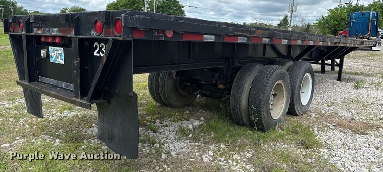 image for item DS3740 1973 Fruehauf PB-F2-40-65 flatbed trailer