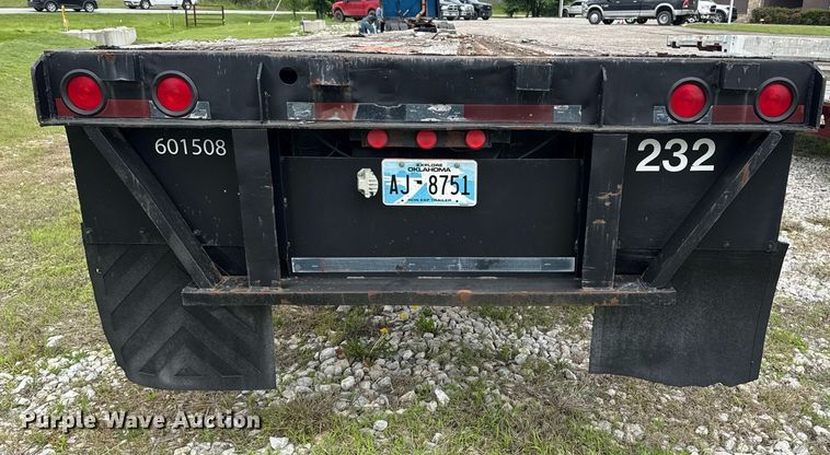 image for item DS3740 1973 Fruehauf PB-F2-40-65 flatbed trailer