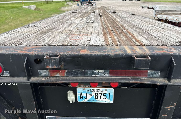 image for item DS3740 1973 Fruehauf PB-F2-40-65 flatbed trailer