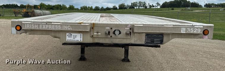image for item DS4326 2013 Transcraft AF53102-2-524 flatbed trailer