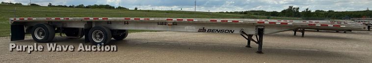 image for item DS4326 2013 Transcraft AF53102-2-524 flatbed trailer