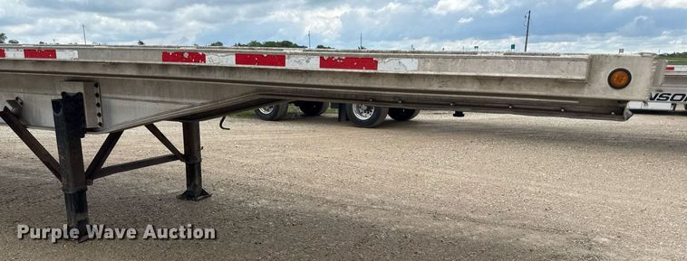 image for item DS4326 2013 Transcraft AF53102-2-524 flatbed trailer