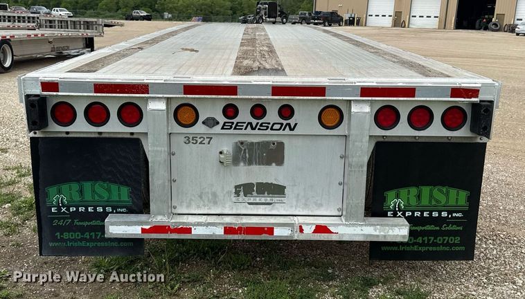 image for item DS4327 2013 Transcraft AF53102-2-524 flatbed trailer