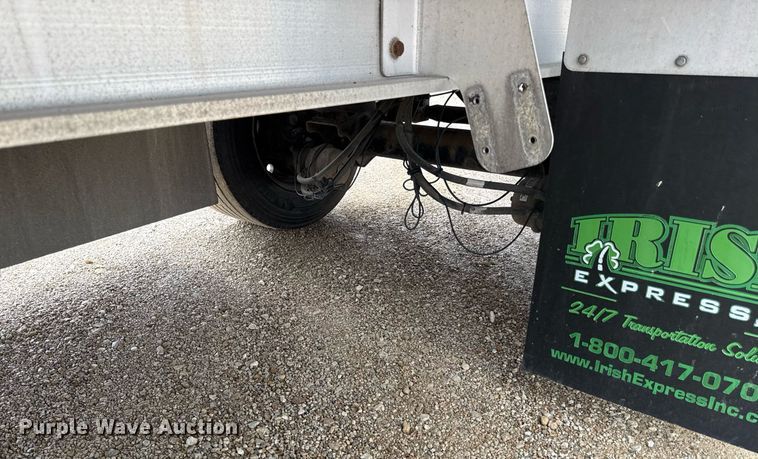 image for item DS4327 2013 Transcraft AF53102-2-524 flatbed trailer