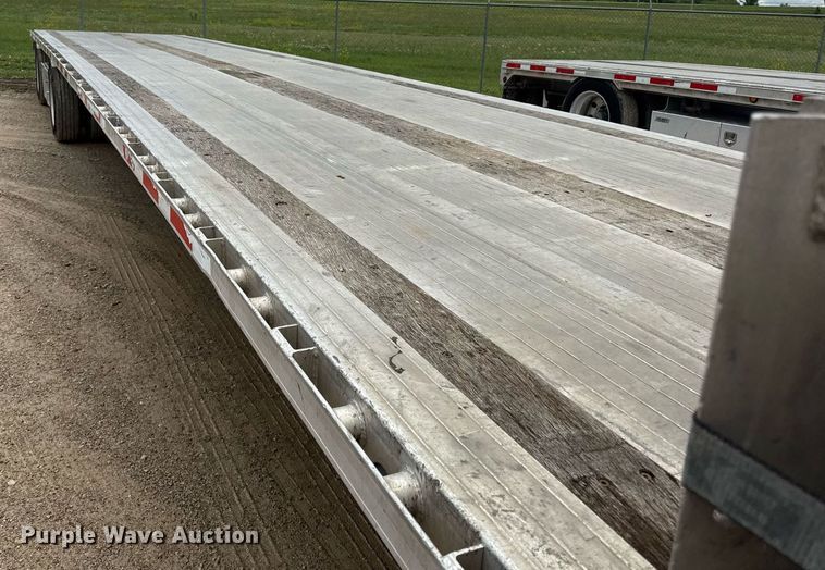 image for item DS4328 2013 Transcraft ASDF53102-2 drop deck equipment trailer