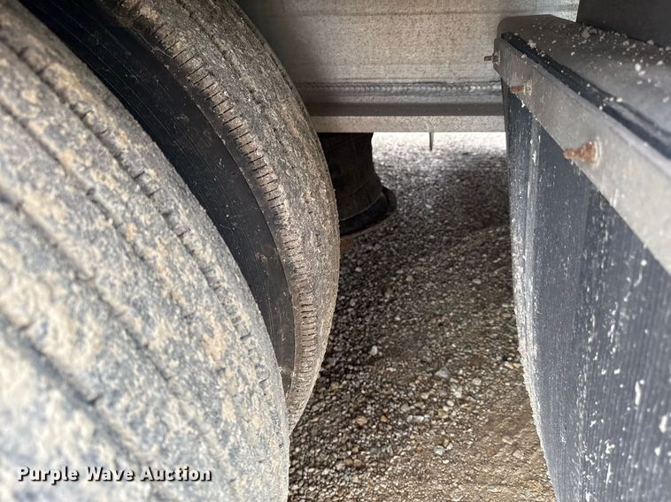 image for item DS4328 2013 Transcraft ASDF53102-2 drop deck equipment trailer