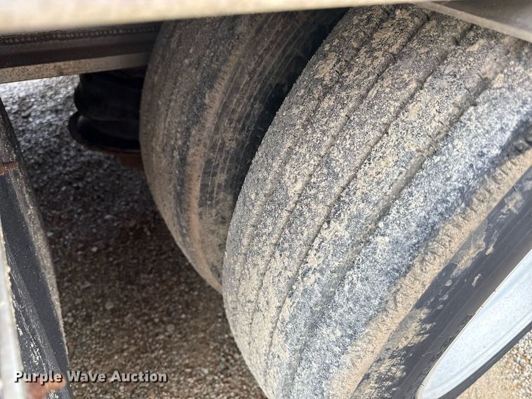 image for item DS4328 2013 Transcraft ASDF53102-2 drop deck equipment trailer