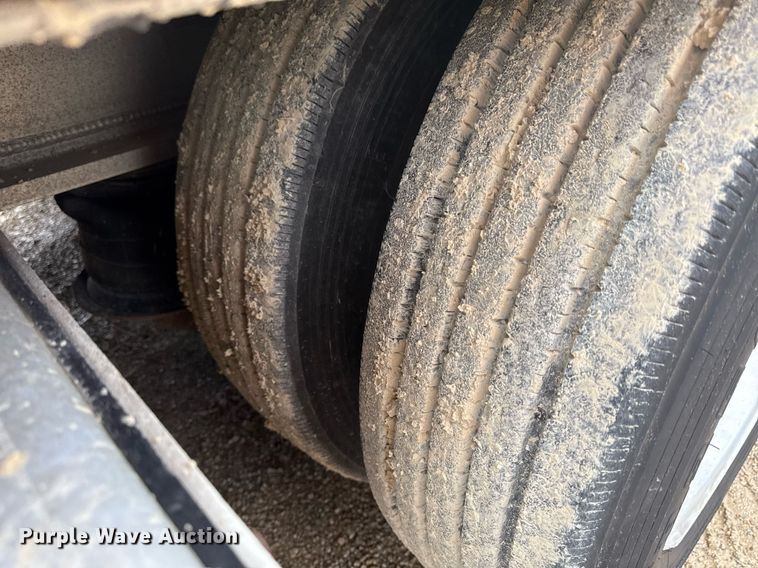 image for item DS4329 2012 Transcraft ASDF53102-2 drop deck equipment trailer