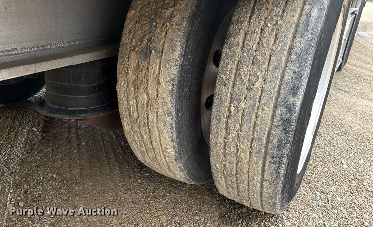 image for item DS4329 2012 Transcraft ASDF53102-2 drop deck equipment trailer