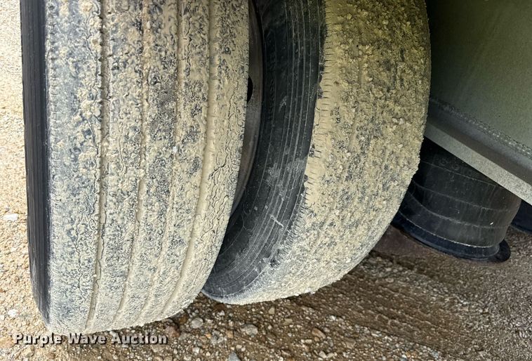 image for item DS4329 2012 Transcraft ASDF53102-2 drop deck equipment trailer