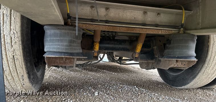 image for item DS4330 2013 Transcraft ASDF53102-2 drop deck equipment trailer